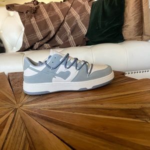 COPY - Brand new women size 8 trendy shoe